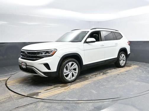 2023 Volkswagen Atlas 2.0T SE w/Technology 4MOTION