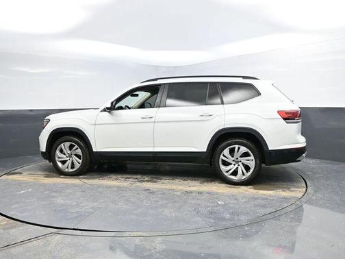 2023 Volkswagen Atlas 2.0T SE w/Technology 4MOTION