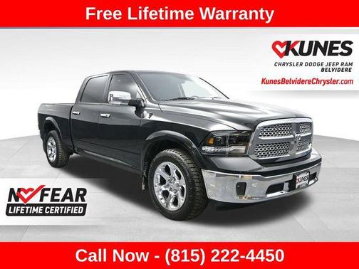 Brilliant Black Crystal Pearlcoat 2016 RAM 1500 Laramie