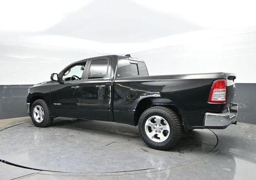 Diamond Black Crystal Pearlcoat 2019 RAM 1500 Tradesman