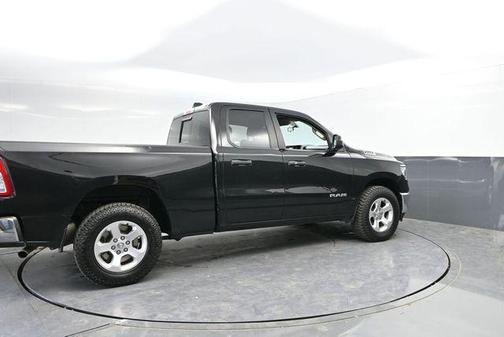 Diamond Black Crystal Pearlcoat 2019 RAM 1500 Tradesman