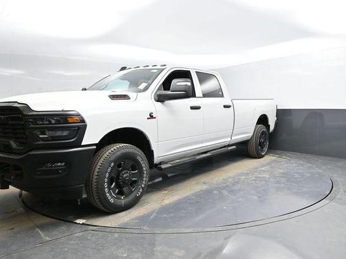 2026 RAM 3500 Tradesman Crew Cab 4x4 8' Box