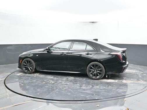 2022 Cadillac CT4 Sport