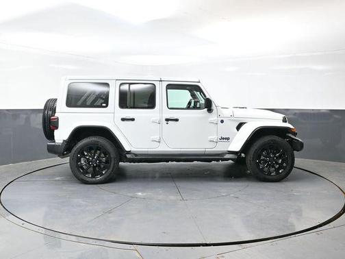 Bright White Clearcoat 2025 Jeep Wrangler 4xe Sahara