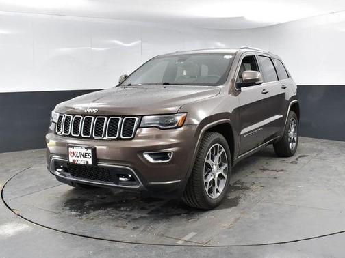 2018 Jeep Grand Cherokee Sterling Edition