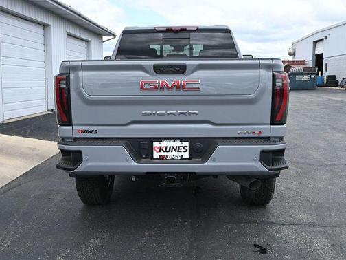 2025 GMC Sierra 3500 Base