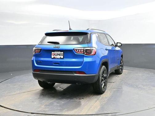 Hydro Blue Pearlcoat 2026 Jeep Compass Latitude