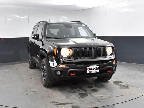 2022 Jeep Renegade Trailhawk