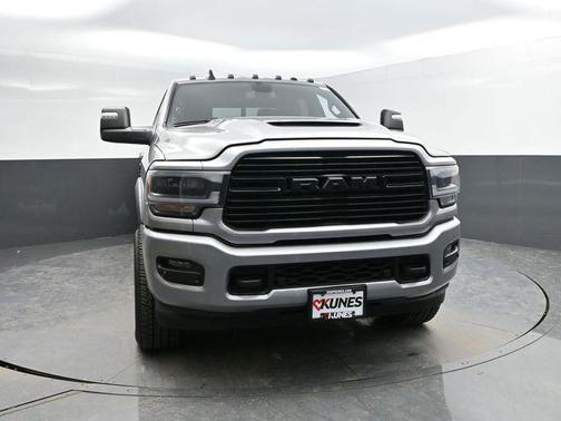 2024 RAM 3500 Laramie Crew Cab 4x4 6'4' Box