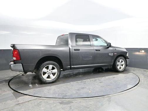 Granite Crystal Metallic Clearcoat 2023 RAM 1500 Classic SLT