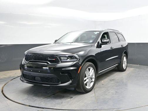 DB Black Crystal Clearcoat 2026 Dodge Durango GT Plus