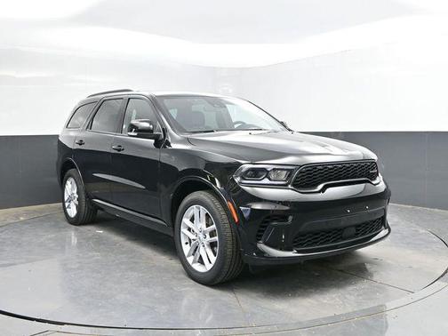 DB Black Crystal Clearcoat 2026 Dodge Durango GT Plus