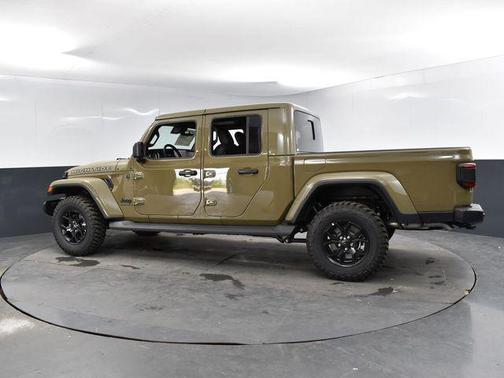 2025 Jeep Gladiator High Tide
