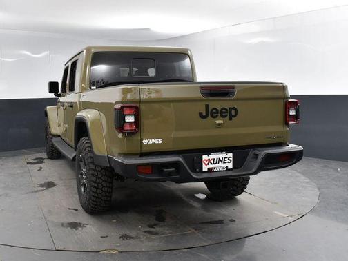 2025 Jeep Gladiator High Tide