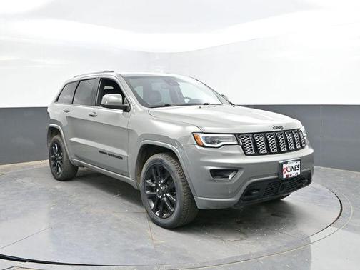 Sting-Gray Clearcoat 2020 Jeep Grand Cherokee Altitude