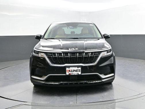 2022 Kia Carnival EX
