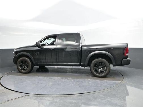 2024 RAM 1500 Classic Warlock Crew Cab 4x4 5'7' Box