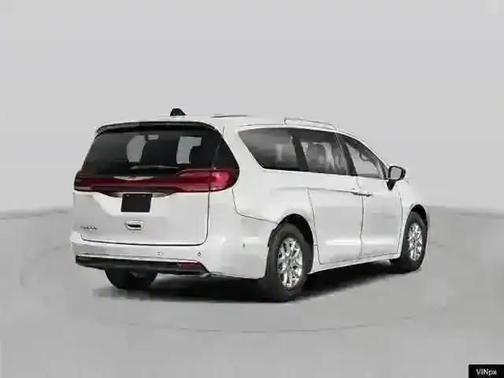2026 Chrysler Pacifica L
