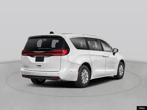 2026 Chrysler Pacifica L