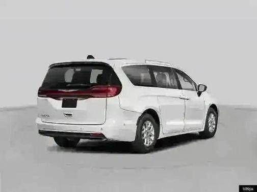 Bright White Clearcoat 2026 Chrysler Pacifica L