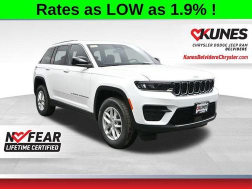 Bright White Clearcoat 2026 Jeep Grand Cherokee Altitude