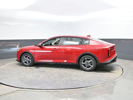 Currant Red 2025 Kia K4 LXS