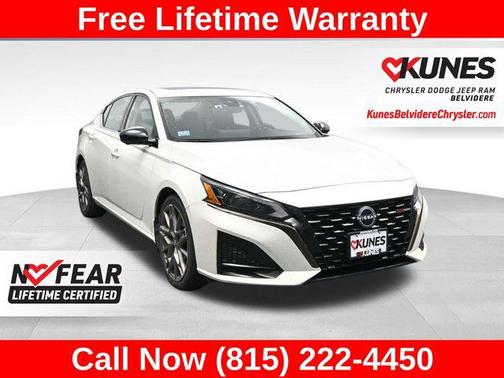 2023 Nissan Altima SR VC-Turbo FWD