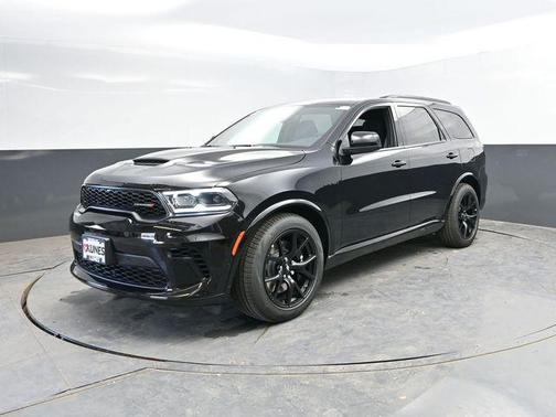 DB Black Clearcoat 2026 Dodge Durango GT HEMI V8