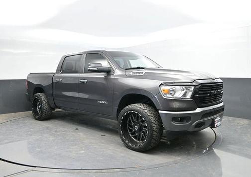 Granite Crystal Metallic Clearcoat 2020 RAM 1500 Big Horn/Lone Star