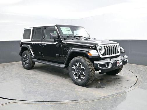 Black Clearcoat 2026 Jeep Wrangler 4-Door Sahara 4x4