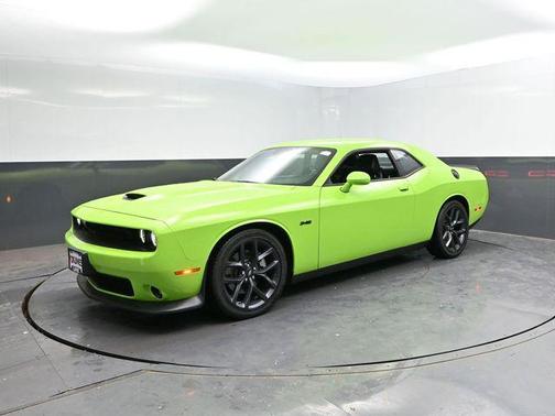 Sublime Metallic Clearcoat 2023 Dodge Challenger R/T