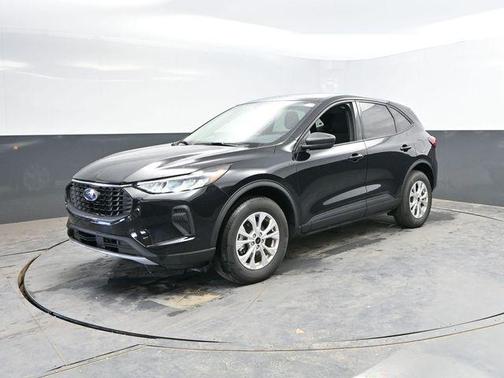 Black Metallic 2025 Ford Escape Active