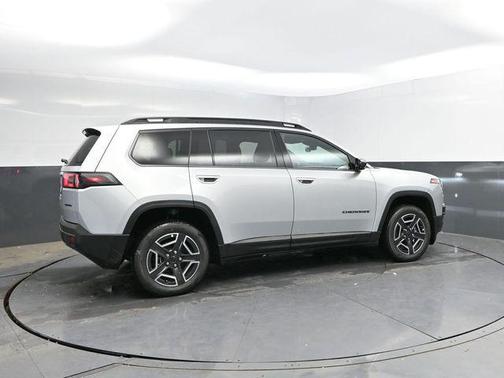 Silver Zynith Clearcoat 2026 Jeep Cherokee Limited