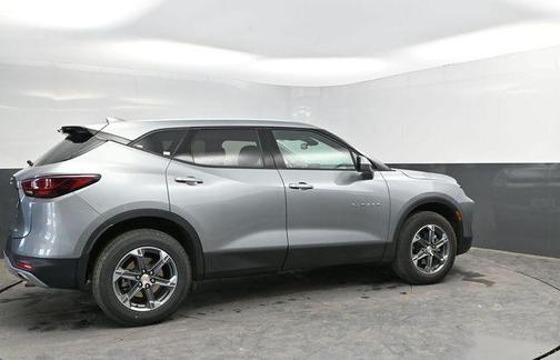 Sterling Gray Metallic 2025 Chevrolet Blazer 2LT