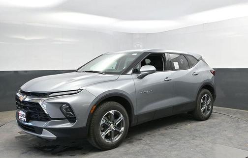 Sterling Gray Metallic 2025 Chevrolet Blazer 2LT