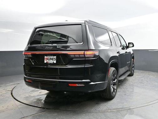 High Gloss Black 2026 Jeep Grand Wagoneer Limited Altitude 4x4
