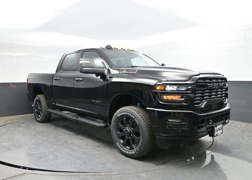 Diamond Black Crystal Pearlcoat 2026 RAM 2500 Big Horn Crew Cab 4x4 6'4' Box