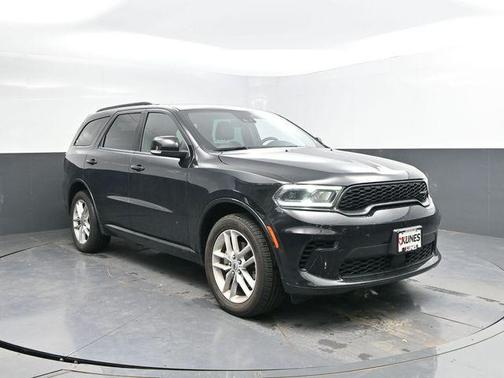 DB Black Crystal Clearcoat 2024 Dodge Durango GT Plus