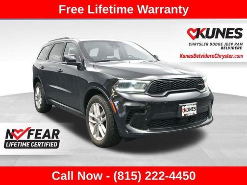 DB Black Crystal Clearcoat 2024 Dodge Durango GT Plus