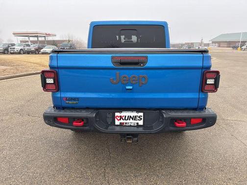 Hydro Blue Pearlcoat 2022 Jeep Gladiator Rubicon
