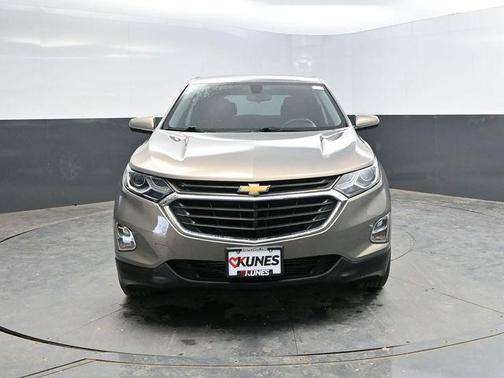 Pepperdust Metallic 2018 Chevrolet Equinox LT