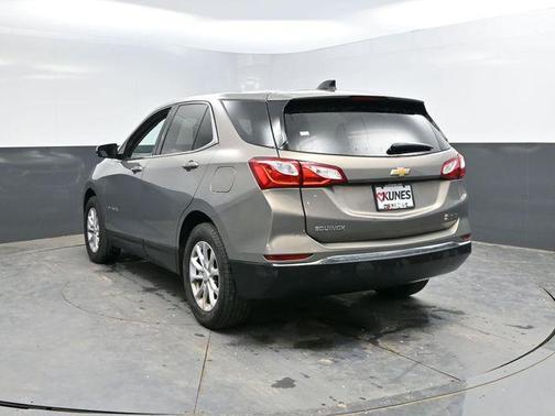 Pepperdust Metallic 2018 Chevrolet Equinox LT