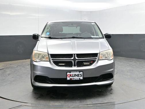 Billet Silver Metallic Clearcoat 2013 Dodge Grand Caravan SE
