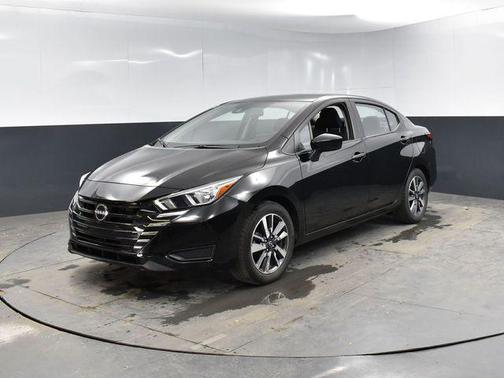 2023 Nissan Versa 1.6 SV