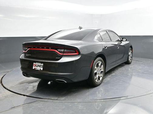 2015 Dodge Charger SXT