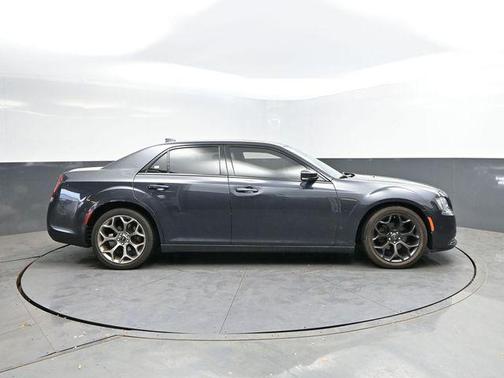 2018 Chrysler 300 S