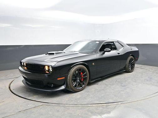 Pitch Black Clearcoat 2020 Dodge Challenger R/T Scat Pack