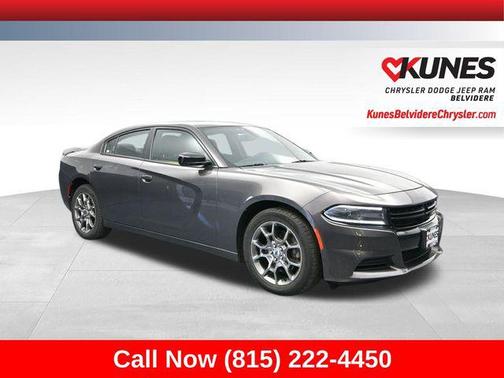 2017 Dodge Charger SE