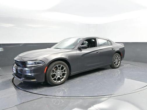 2017 Dodge Charger SE