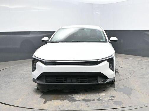 Snow White Pearl 2025 Kia K4 LXS